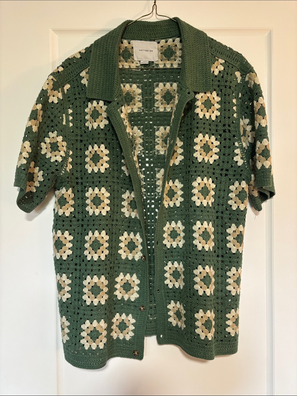 Cotton On Green Crochet Button-Front Short-Sleeve Shirt with Cream Accents